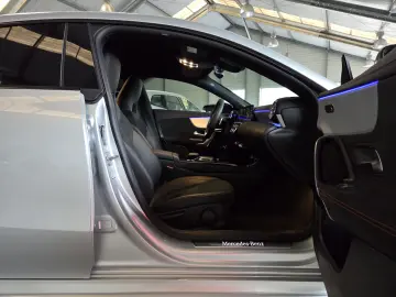 Mercedes Benz CLA250e - plug in hybrid - AMG Line