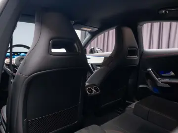 Mercedes Benz CLA250e - plug in hybrid - AMG Line