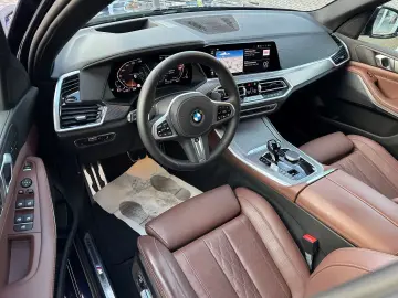 BMW X5 xDrive40d M SPORT PANO KLIMASITZE LASER HUD