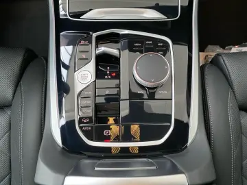 BMW X5 xDrive40d M Sport HUD Pano Sky DA  H K AHK ST