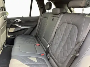 BMW X5 xD 40d M SPORT AdLED DAPr 360  Pano H K AHK