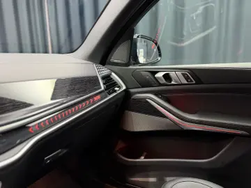 BMW X5 40 d xDrive M SPORT PRO PANO M-SITZE INDIVID