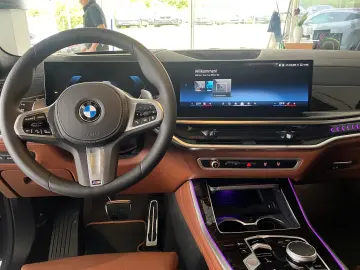 BMW X5 40xd Sportpaket Iconicglow Akustik-Komfort