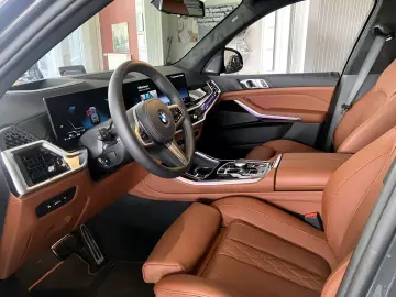 BMW X5 40xd Sportpaket Iconicglow Akustik-Komfort