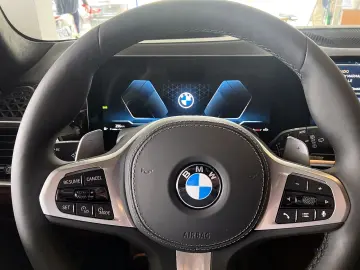 BMW X5 40xd Sportpaket Iconicglow Akustik-Komfort