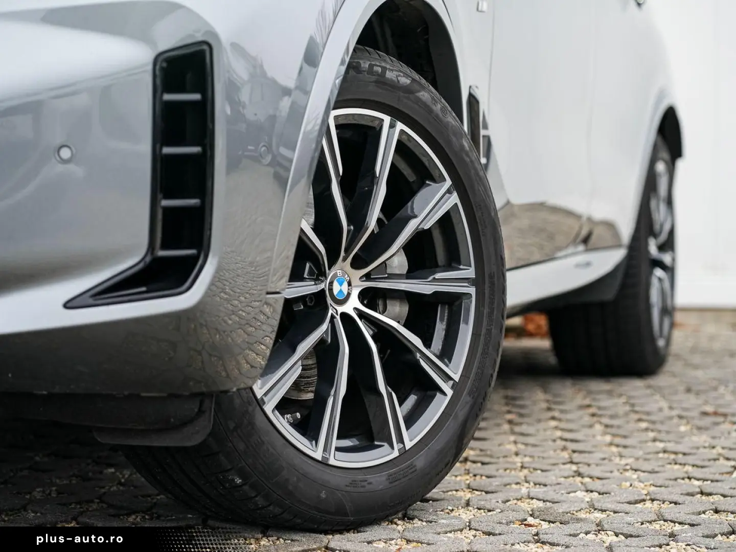 BMW X5 xDrive40d M-Sport AHK ACC PANO Sitzlüft 360
