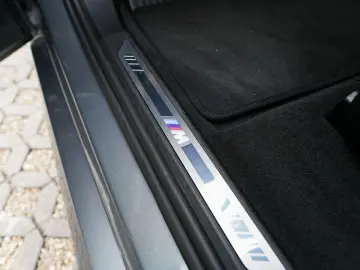 BMW X5 xDrive40d M-Sport AHK ACC PANO Sitzlüft 360