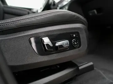 BMW X5 xDrive40d M-Sport AHK ACC PANO Sitzlüft 360