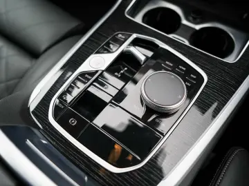 BMW X5 xDrive40d M-Sport AHK ACC PANO Sitzlüft 360