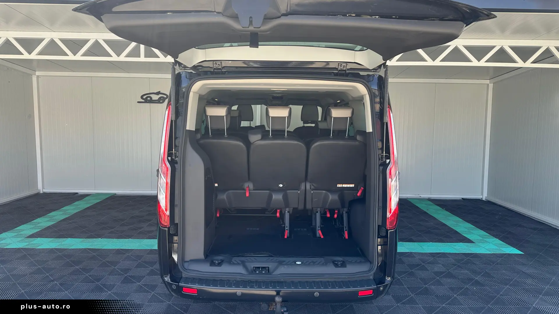 Ford Tourneo 2.2 Diesel 155 CP An 2014