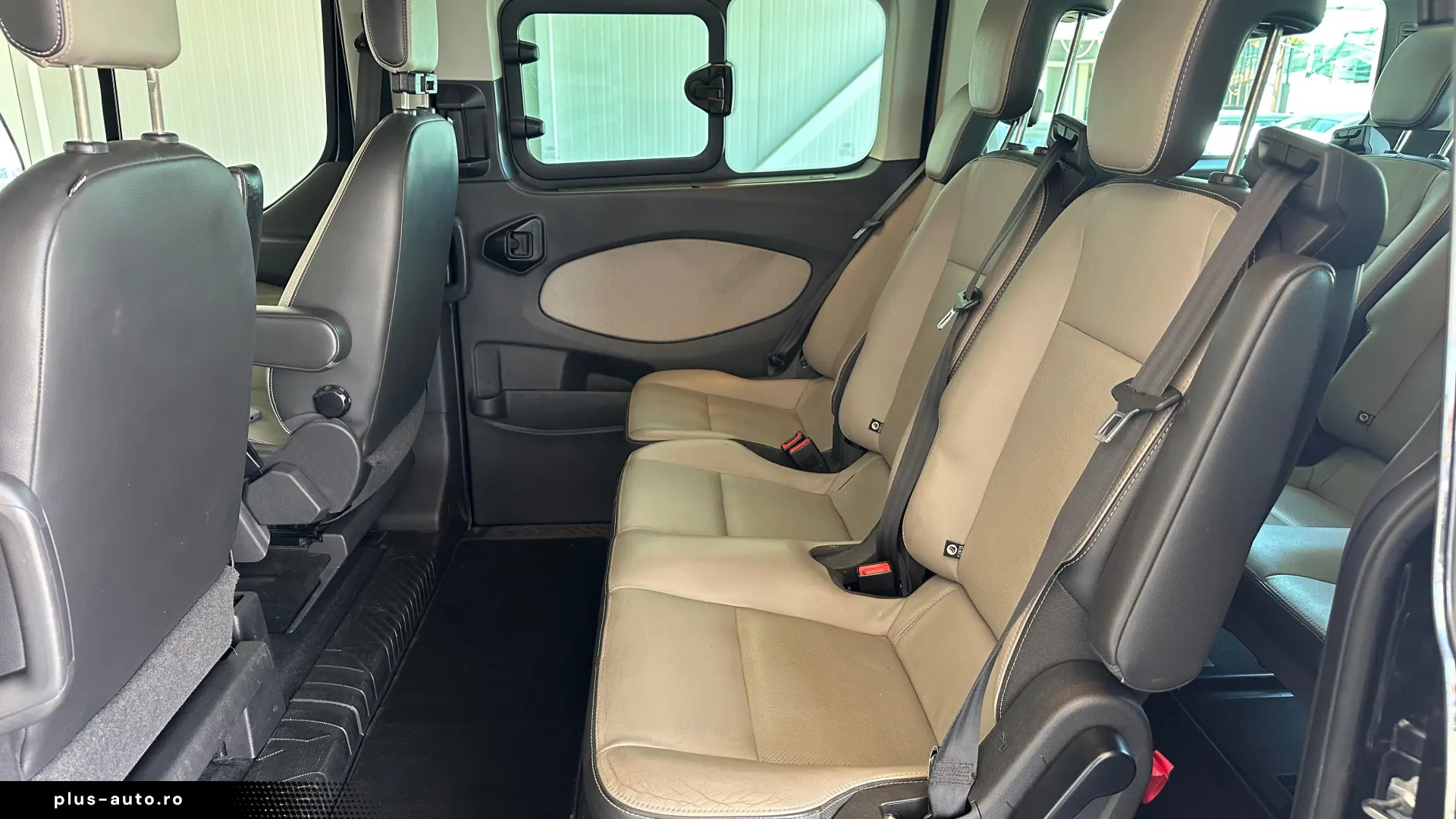 Ford Tourneo 2.2 Diesel 155 CP An 2014