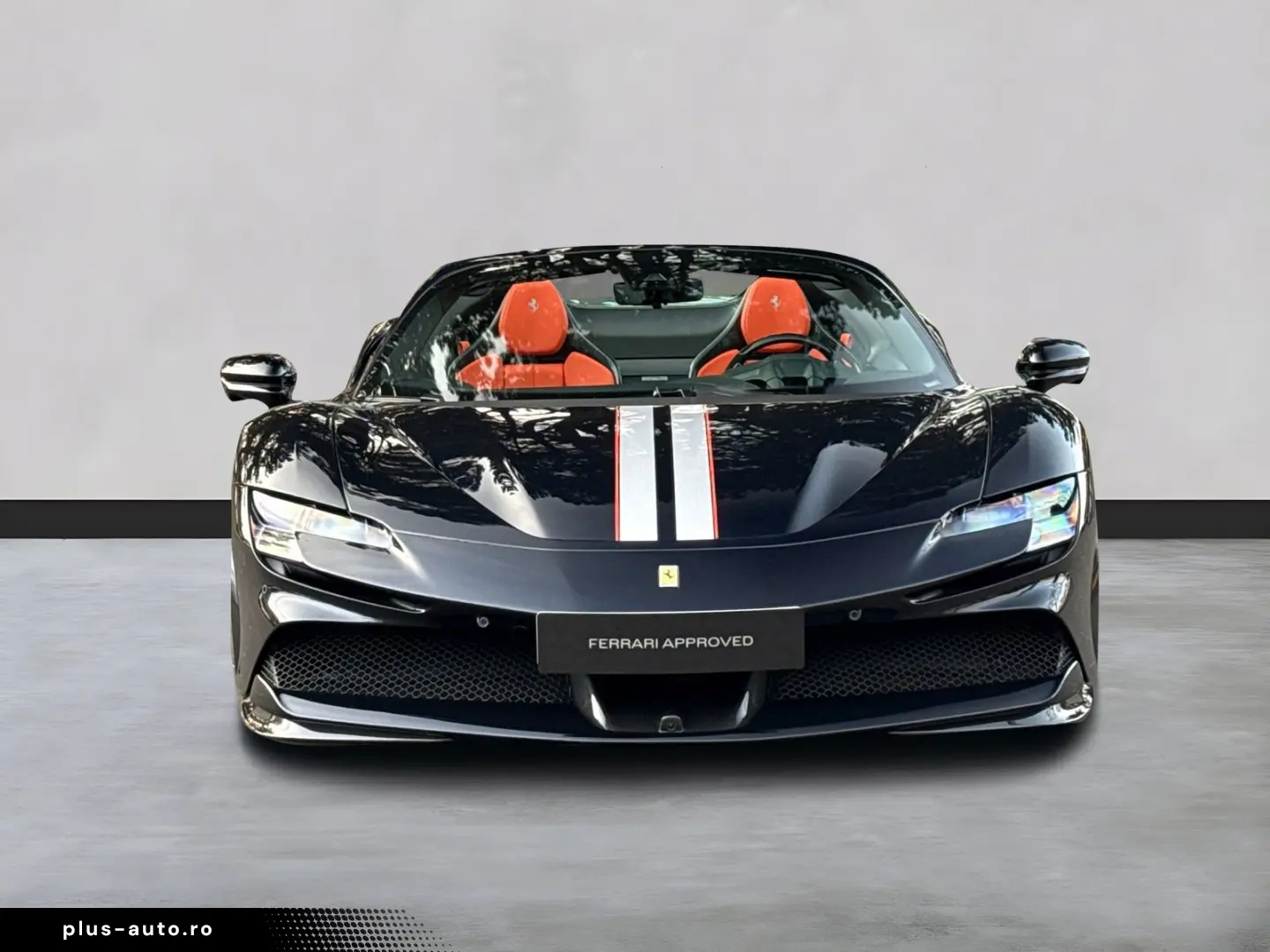 FERRARI SF90 Spider  Embleme Navi PDC Klima Leder