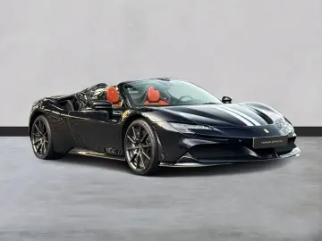 FERRARI SF90 Spider  Embleme Navi PDC Klima Leder