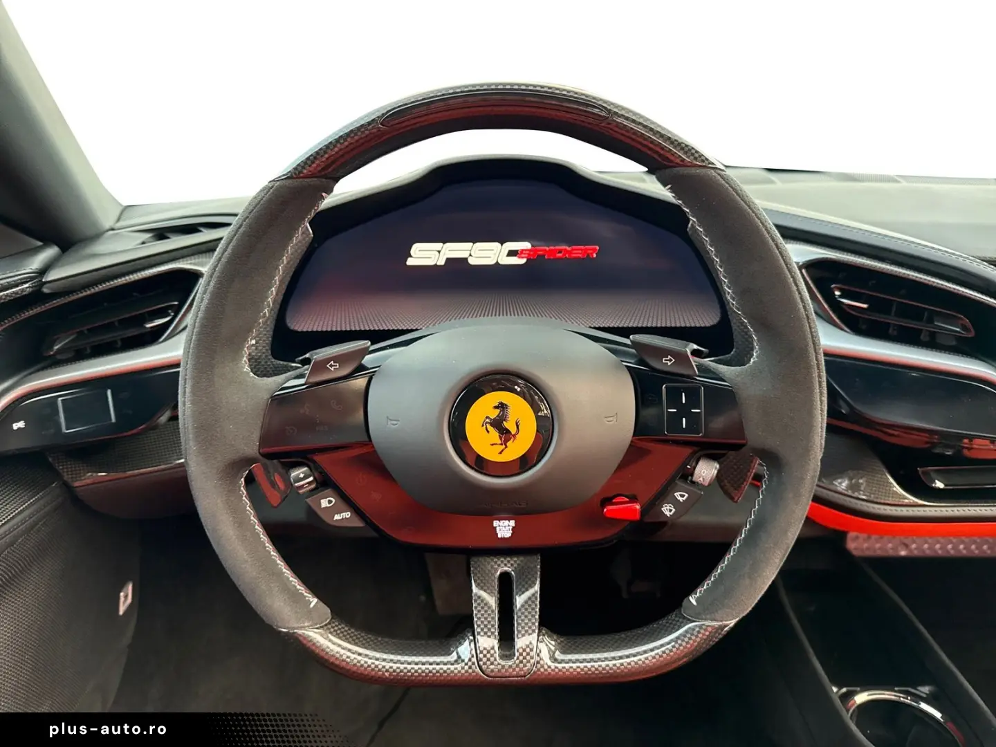 FERRARI SF90 Spider  Embleme Navi PDC Klima Leder