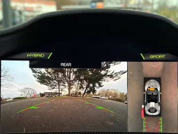 FERRARI SF90 Spider  Embleme Navi PDC Klima Leder