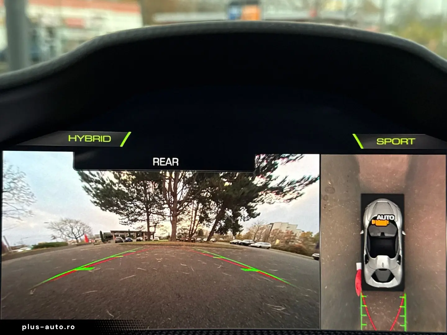 FERRARI SF90 Spider  Embleme Navi PDC Klima Leder