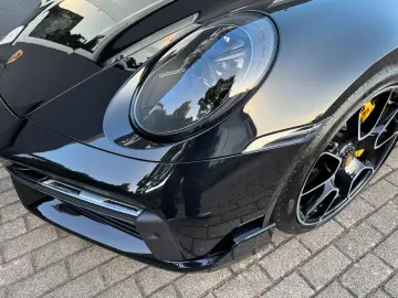 PORSCHE 911 Turbo S  Sport-Design-Paket  remote park ass