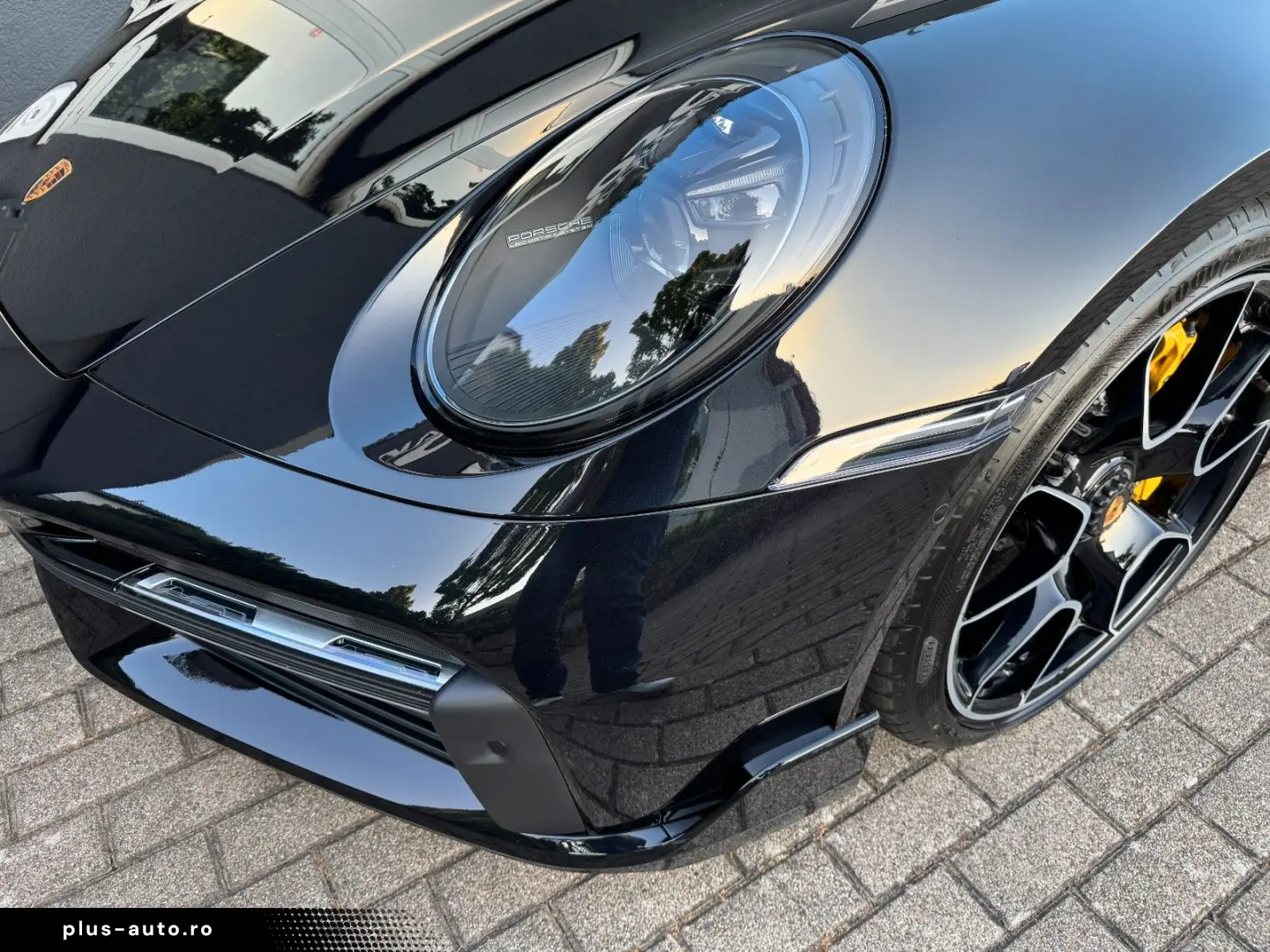 PORSCHE 911 Turbo S  Sport-Design-Paket  remote park ass