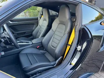 PORSCHE 911 Turbo S  Sport-Design-Paket  remote park ass
