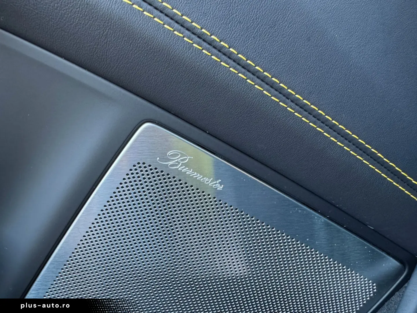 PORSCHE 911 Turbo S  Sport-Design-Paket  remote park ass