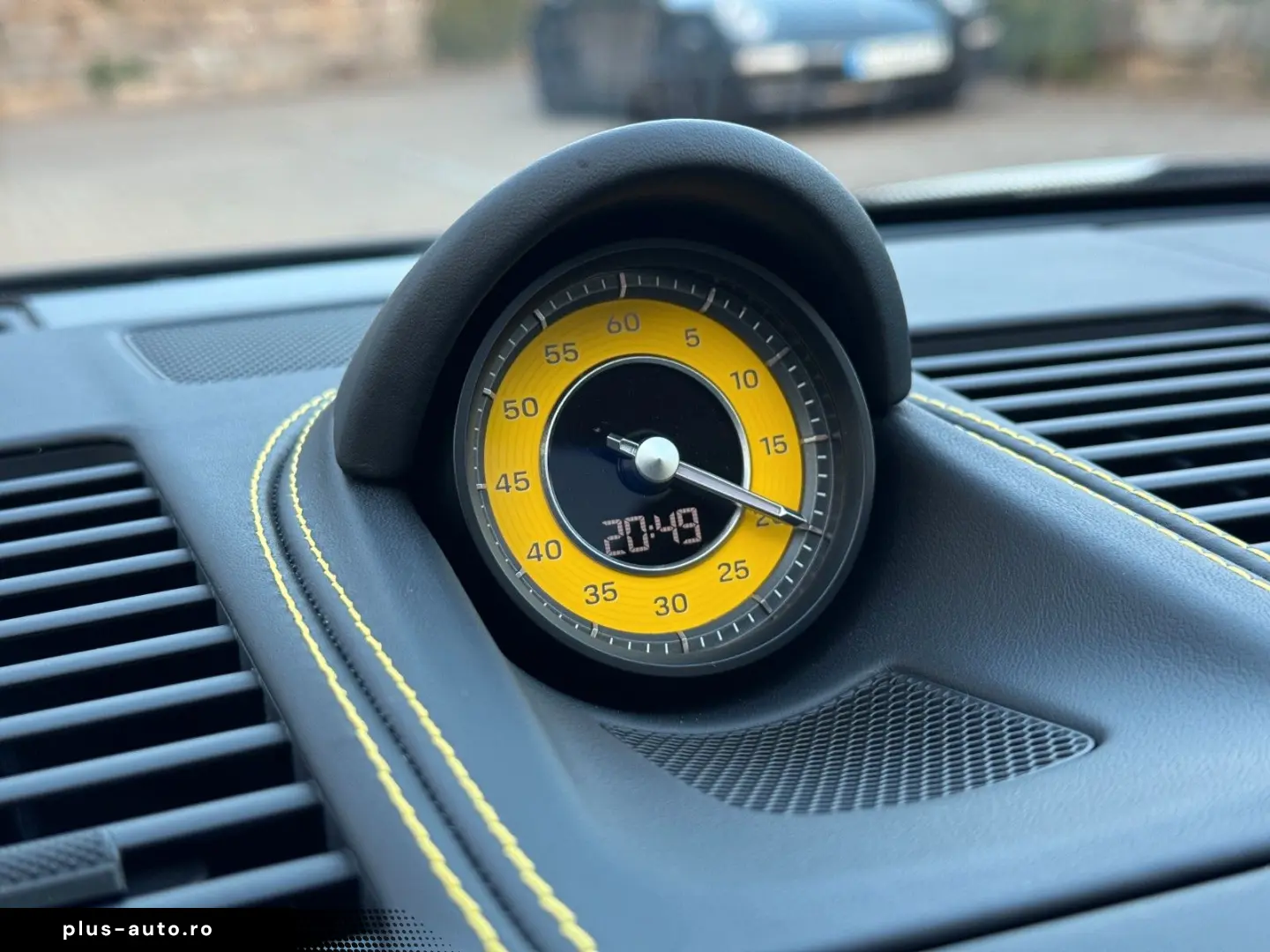 PORSCHE 911 Turbo S  Sport-Design-Paket  remote park ass
