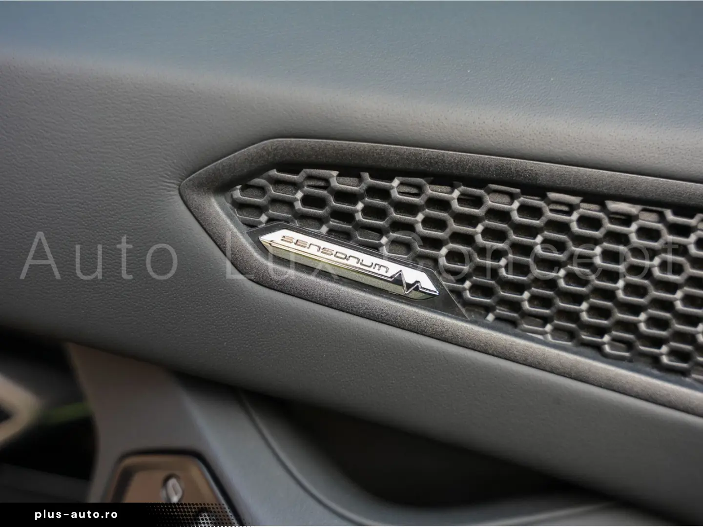 LAMBORGHINI Huracán EVO Camera Lift EVO Trim Style Package