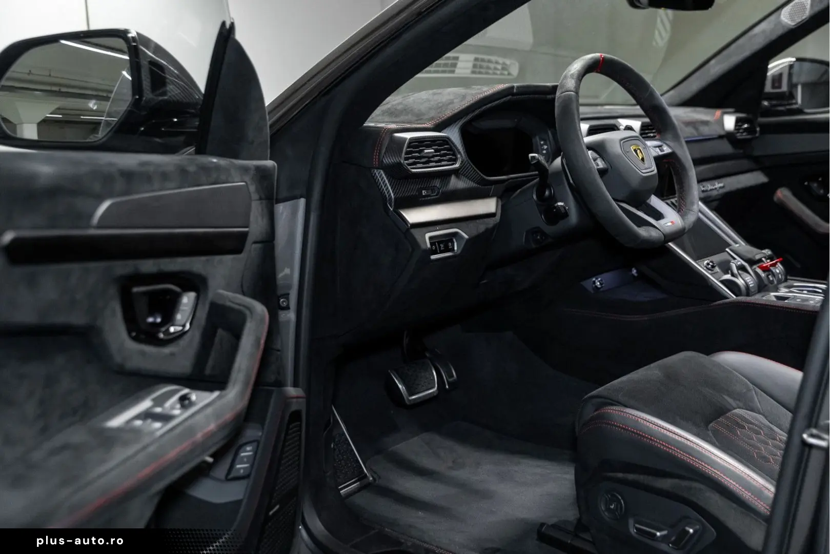 LAMBORGHINI Urus Performante MY2024