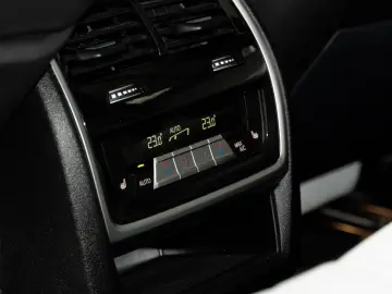 BMW X5 40d M SPORT.LUFTF.SOFTC.DR.ASS.360.AHK.3STÜCK