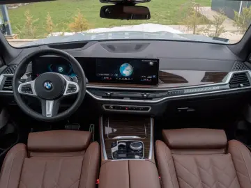 BMW X5 40d M SPORT.LUFTF.PANO.SOFTC.4ZONEN.360.AHK