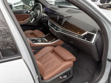 BMW X5 40d M SPORT.LUFTF.PANO.SOFTC.4ZONEN.360.AHK
