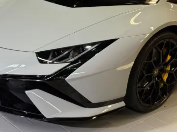 LAMBORGHINI Huracán Tecnica KERAMIK~LIFT~KAMERA~CARBON~