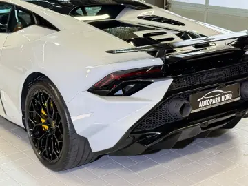 LAMBORGHINI Huracán Tecnica KERAMIK~LIFT~KAMERA~CARBON~