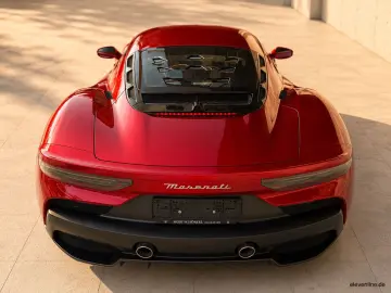 MASERATI MC20