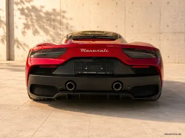 MASERATI MC20