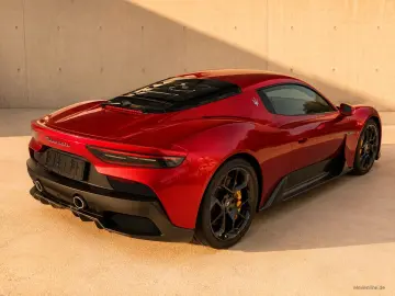 MASERATI MC20