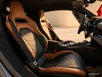 MASERATI MC20