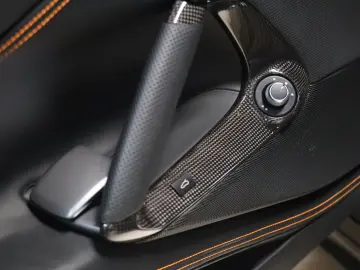 FERRARI 812 GTS