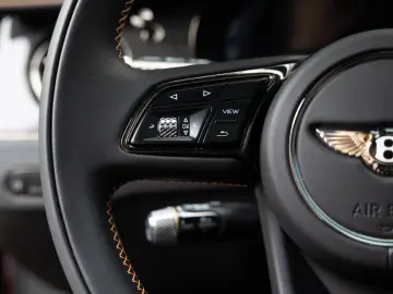 BENTLEY GT V8 Hybrid Mulliner 1st Edi Black B&O Head-Up