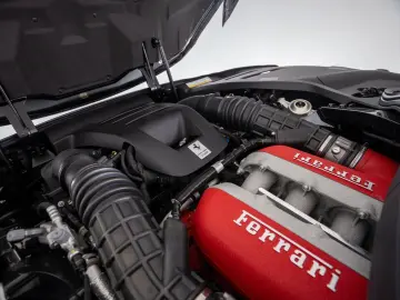 FERRARI Purosangue