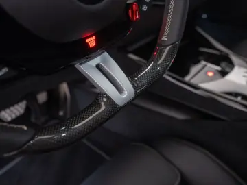 FERRARI Purosangue