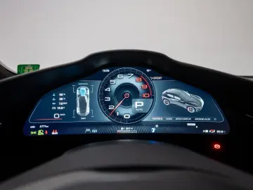 FERRARI Purosangue