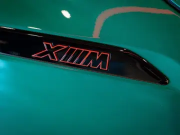 BMW XM Label 748 PS MwSt. B&W 23