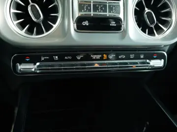MERCEDES-BENZ G 63 AMG  Magno  MwSt.  MY25   22Zoll  Night