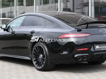 MERCEDES-BENZ AMG GT 43