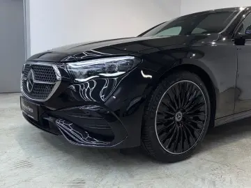 Mercedes-Benz E 220 d AMG Night Distronic Burmester 360