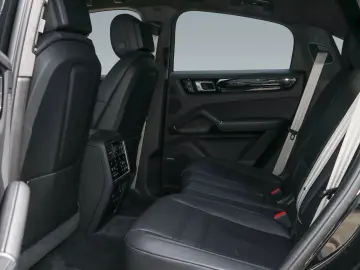 PORSCHE Cayenne E-Hybrid Coupe Platinum Edition Head-Up