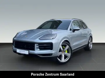 PORSCHE Cayenne E-Hybrid Pano. AHK Luftfed. 22  BOSE Inn