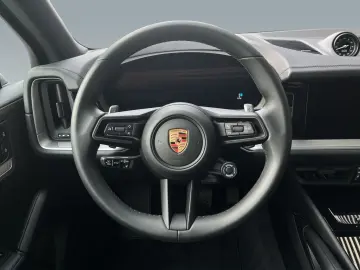 PORSCHE Cayenne E-Hybrid Pano. AHK Luftfed. 22  BOSE Inn
