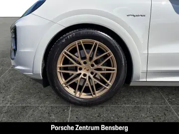 PORSCHE Cayenne E-Hybrid