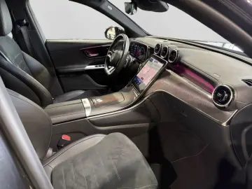 MERCEDES-BENZ GLC 200 4M AMG NIGHT DISTR KAM PRE-SAF…